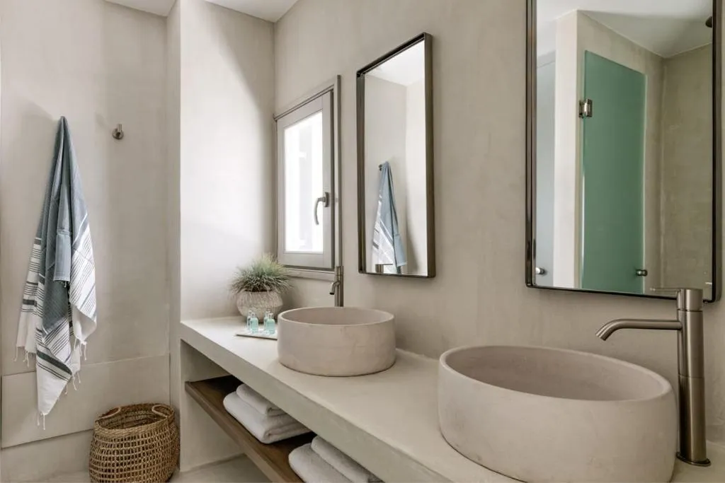 Naoussa, Paros - House