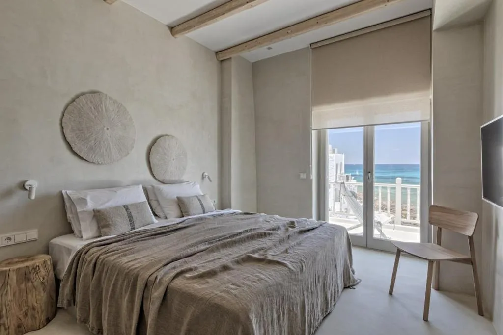 Naoussa, Paros - House