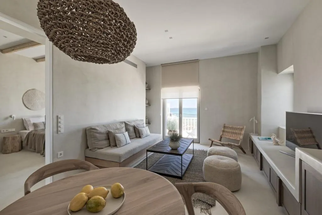 Naoussa, Paros - House