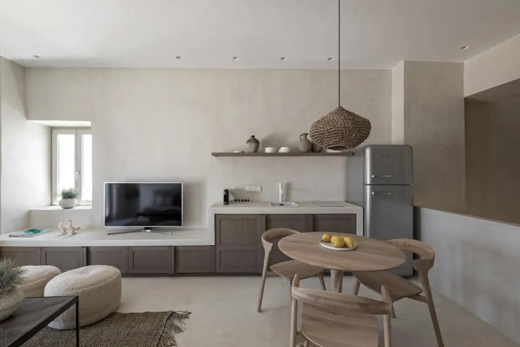 Naoussa, Paros - House