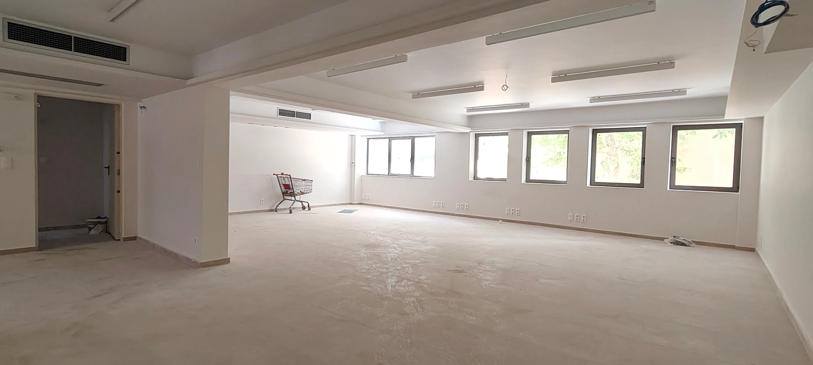 Omonia, Athens - Office & Retail Building