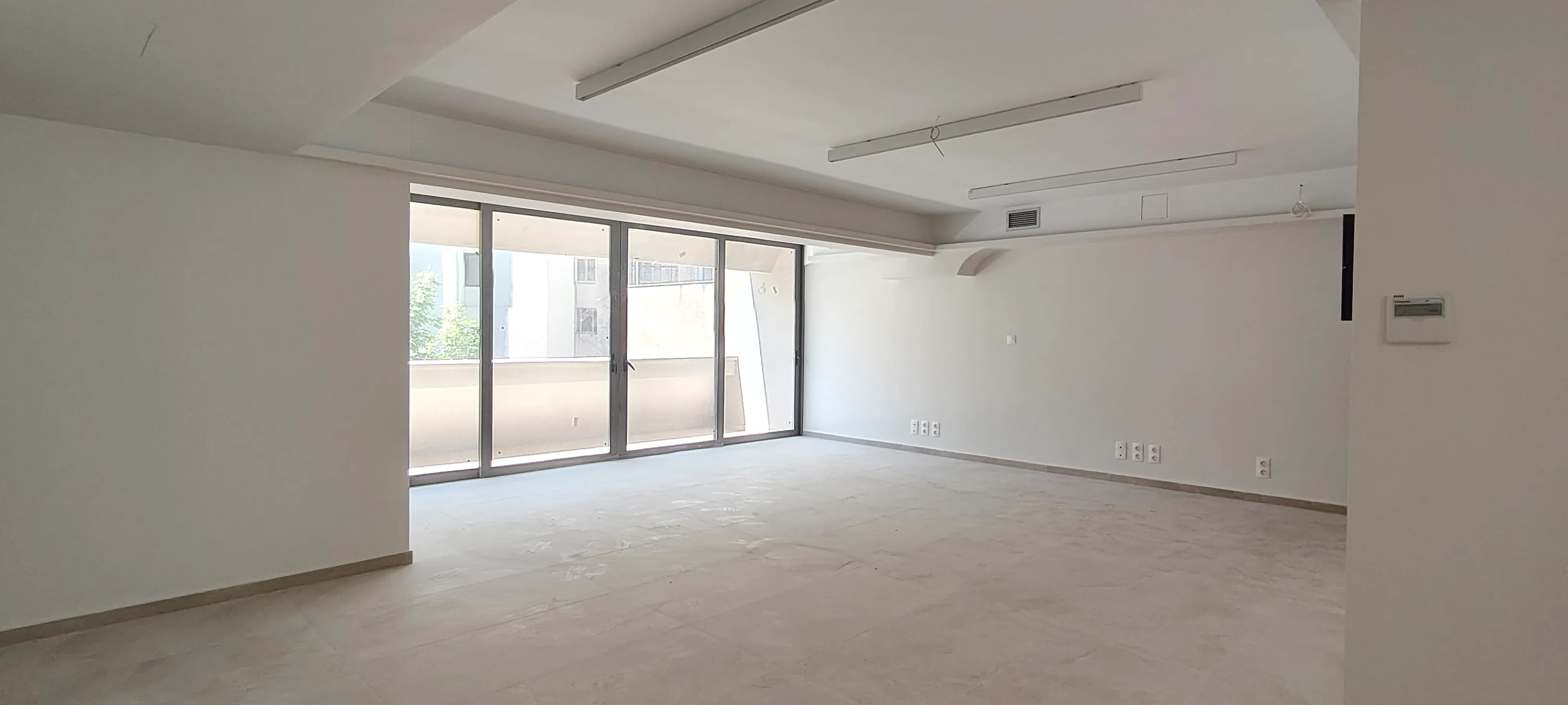 Omonia, Athens - Office & Retail Building
