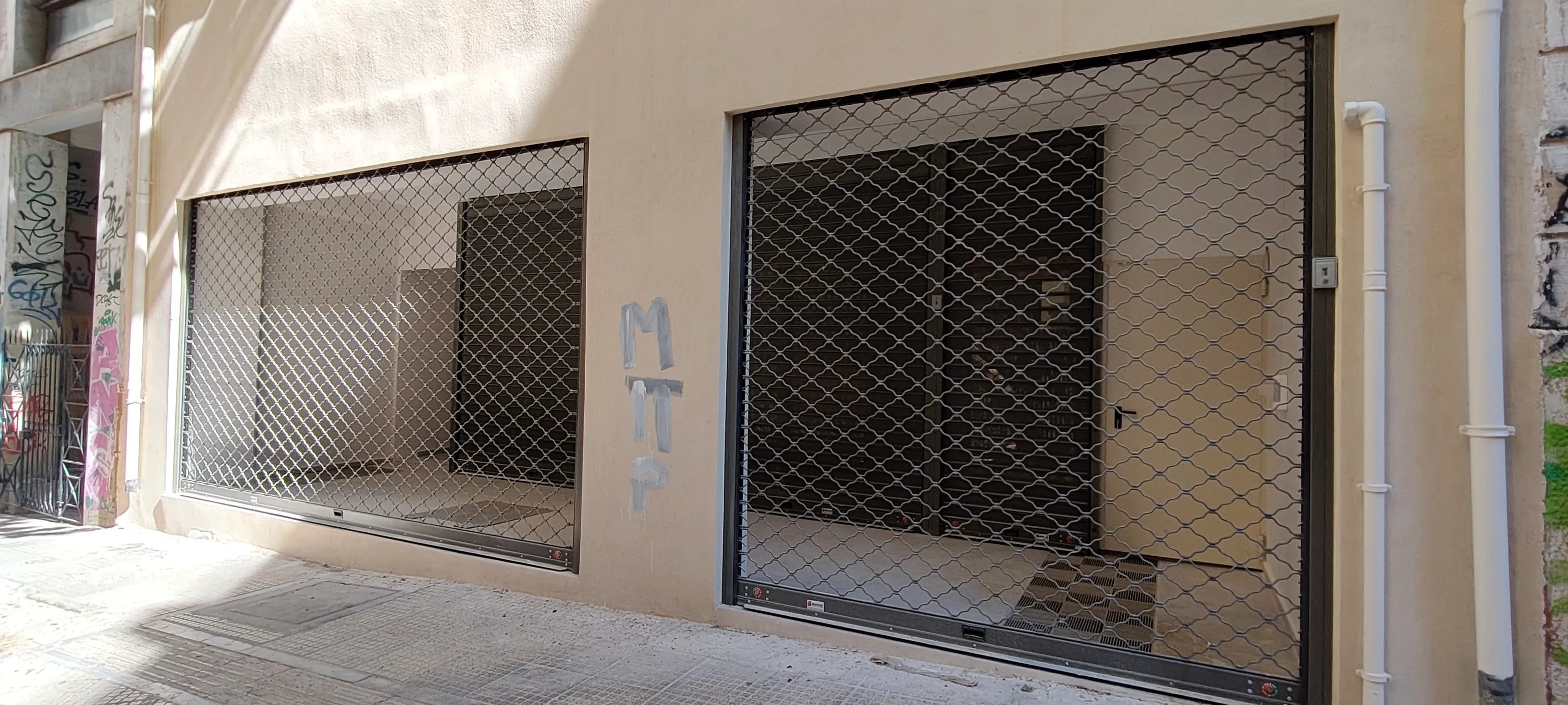 Omonia, Athens - Office & Retail Building